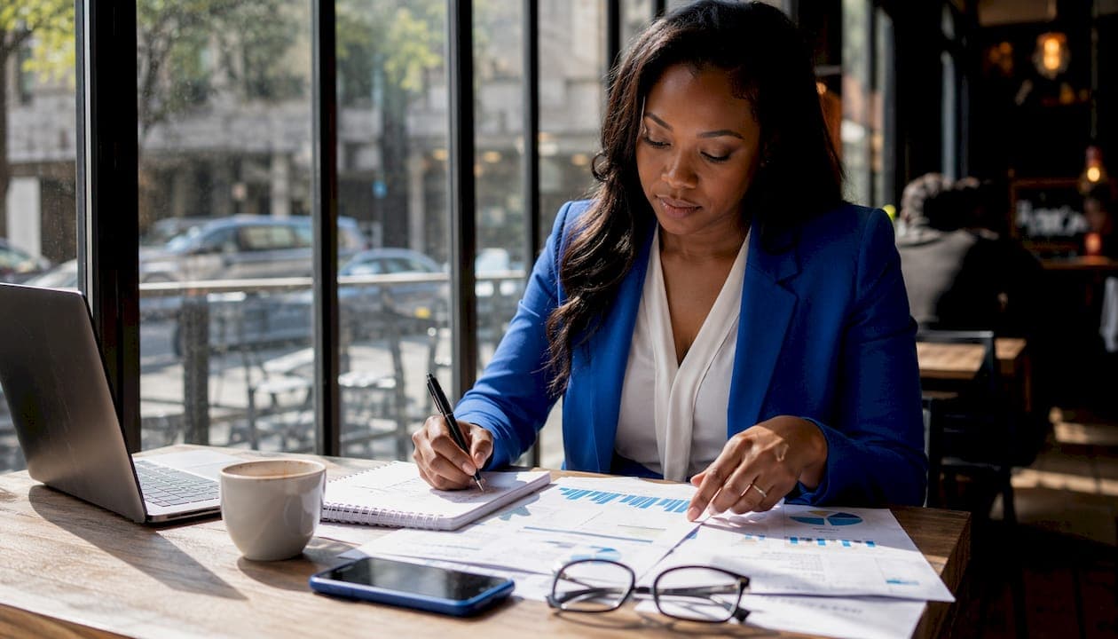 AI Sales Forecasting: A Practical Playbook for 2026